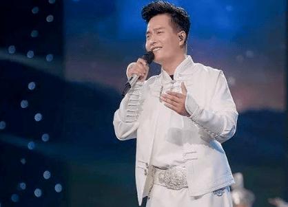 "草原王子"云飞最好听的50首金曲,每一首都美醉了!