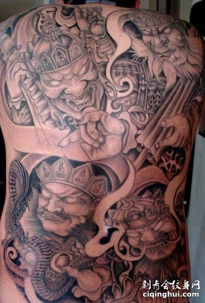 满背经典四大天王纹身图片