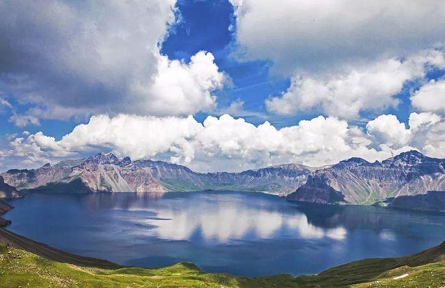 吉林省的长白山是活火山吗这里是什么江水的发源地