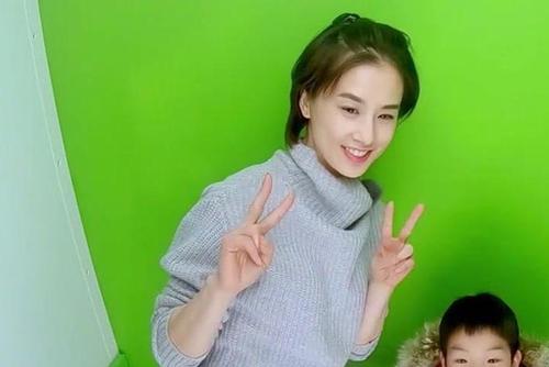 妈妈是超人》安迪表白黄圣依:我很爱她,感动到哭