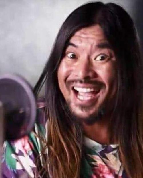 抖音"面筋哥"曾因痴迷唱歌,失去了老婆,还被导师大骂