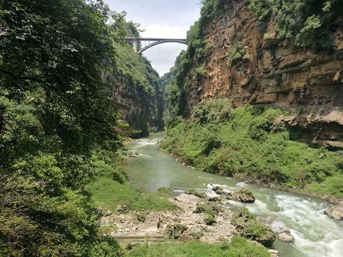 贵州黔西南州万峰林景区,马岭河峡谷一日游20200829