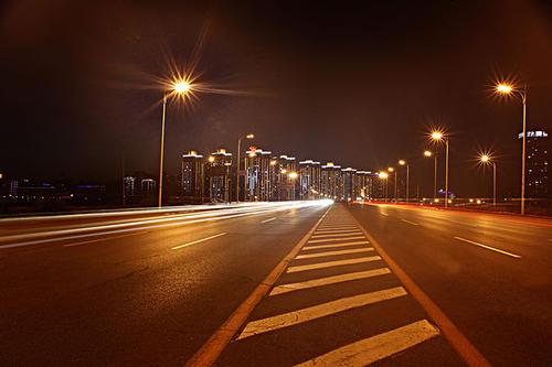 道路夜景简笔画