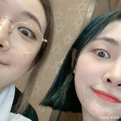 许佳琪,喻言合照
