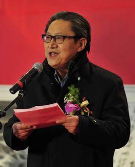 画家周志高