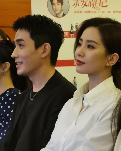 刘诗诗生图再绝杀!气质黑白配同框朱一龙太养眼:成童谣升级版?