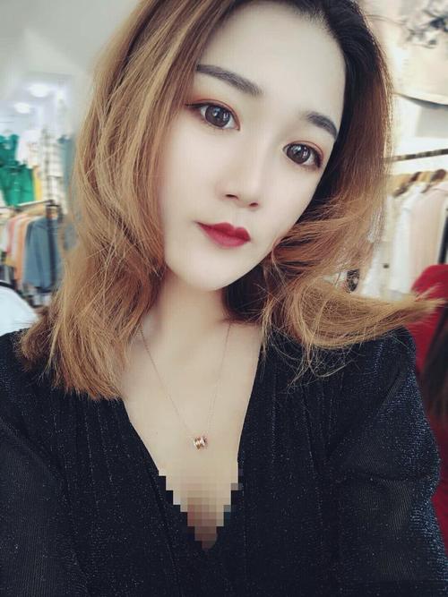 是你的桃子嘛.的主页-快手直播