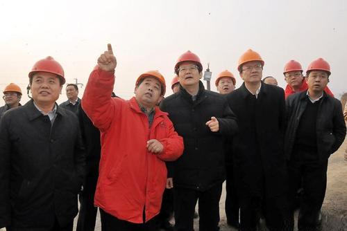 省国土资源厅厅长许大纯到蓝焰煤层气公司调研