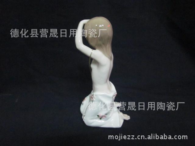 厂家批发 陶瓷工艺品 陶瓷女孩 釉下彩系列
