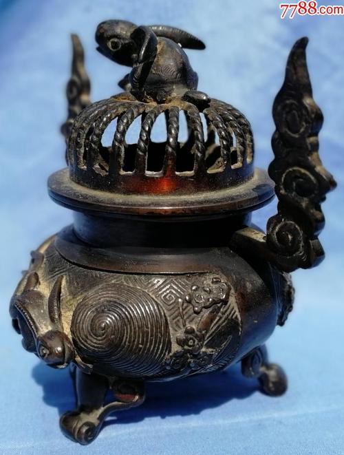 清代铜熏香炉