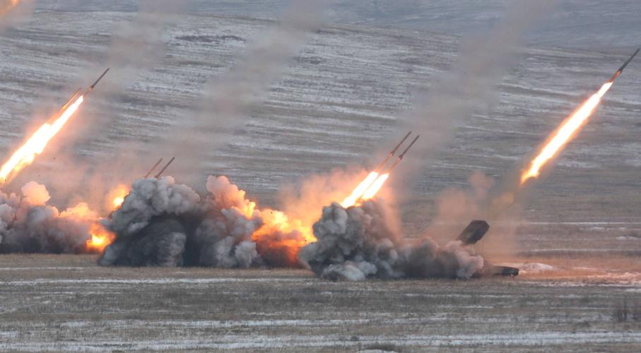 千门火炮齐开火!俄罗斯释放强大能量 警告此国不要