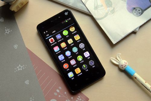 4.5寸屏td四核 韩国现代手机x7真机图赏