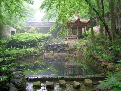 其它 万景园与兰圃 写美篇 二是兰圃,位于蟒蛇洞下方的山谷中,名道
