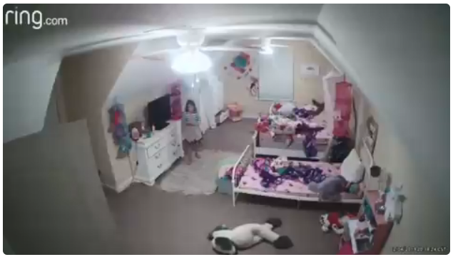 毛骨悚然黑客频繁入侵家庭智能摄像头自称圣诞老人与8岁小女孩对话