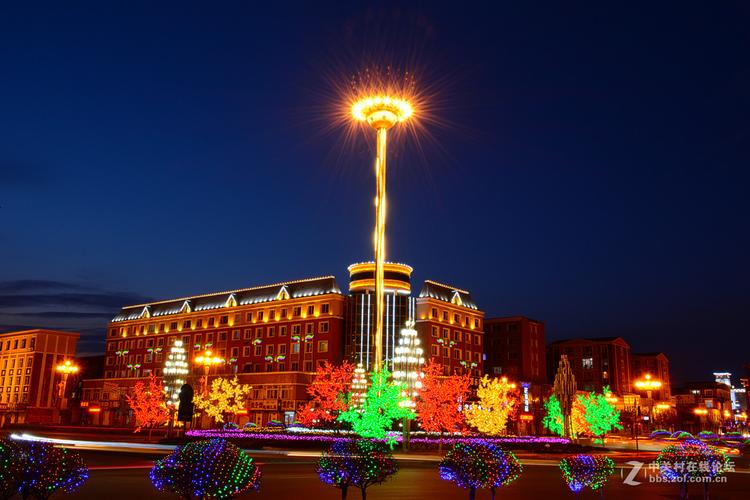 吉林辉南县朝阳镇转盘夜景