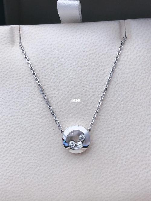 萧邦经典快乐钻石项链,近新美品,18k白金_钻石项链_时尚_配饰