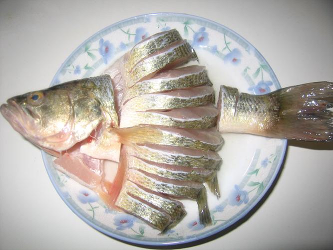 花刀鱼怎么切