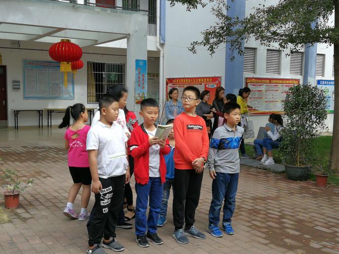 奉献爱心,传递温情 ——三亚市八一小学五年级部分同学献爱心活动!
