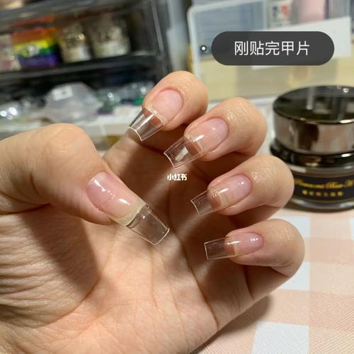 樱禾半贴甲片真的绝了_甲片_美甲_顶油_夏季美甲_instagram_裸粉色