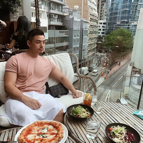 尼克名媛范儿的大只翘臀肌肉男