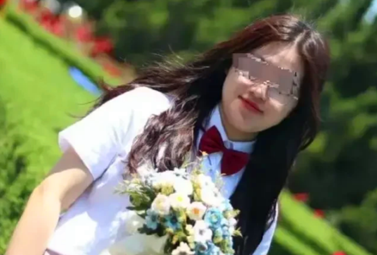 大连理工大女研究生在校区车祸身亡