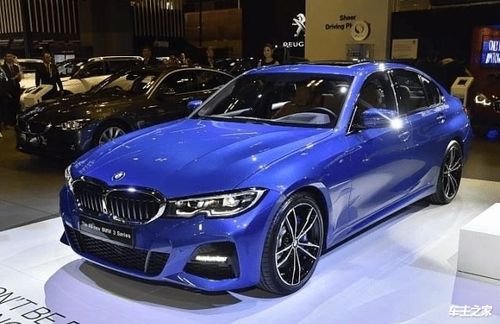 在巴黎车展上大放异彩的下一代bmw3系列车陆续在新加坡站登场