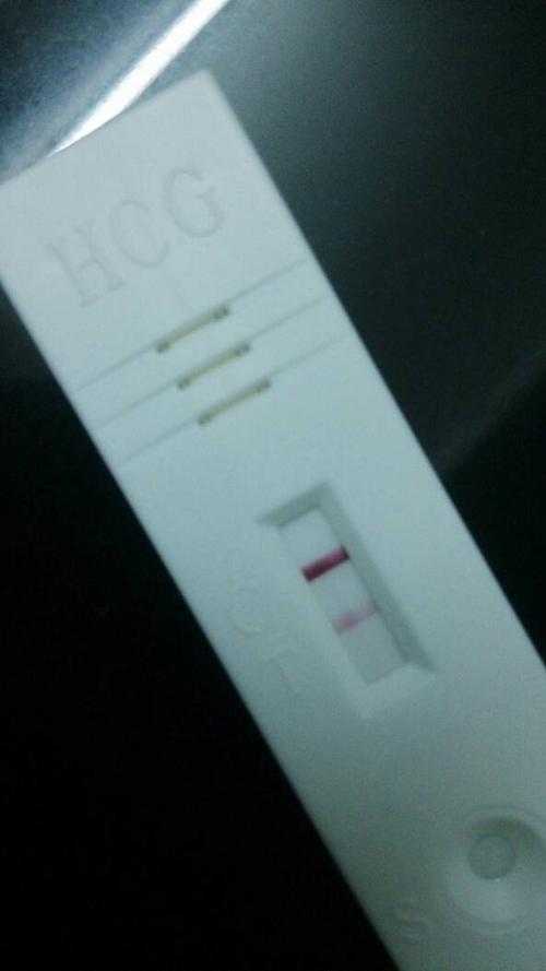 千万不可过分信赖它,因为用早早孕试纸测试会出现假阳性或假阴性