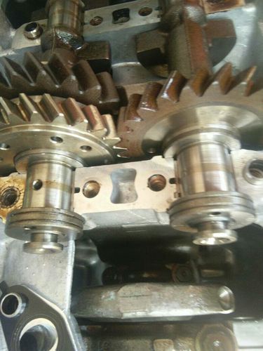 丰田佳美2az 2.4发动机平衡轴正时怎么对,求大腿