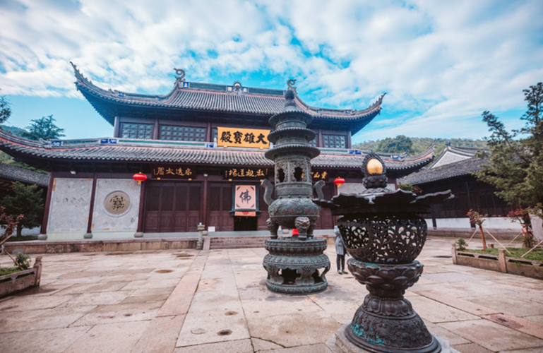 六月慈溪旅游必去景点,个人自驾游路线推荐不仅有美景,更有杨梅不容