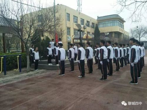 山东省聊城第四中学_校园动态_〔四中,双创在行动〕——记高一年级