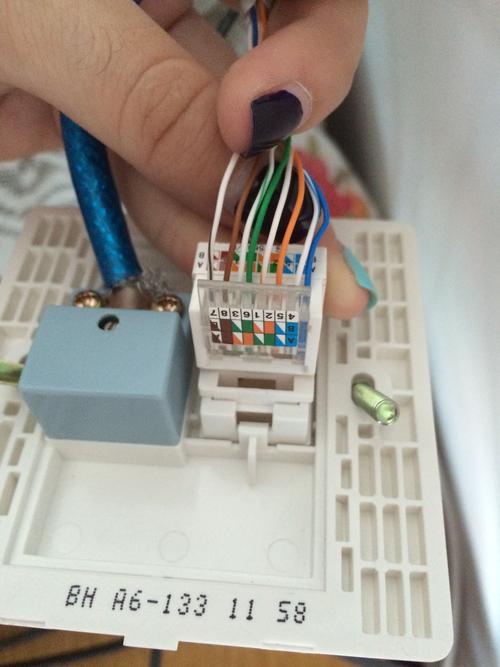 电脑网线插座和水晶头制作方法及千m线接法