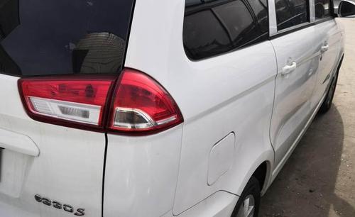 东风风光 风光330 2018款 风光330 1.5l 330s改款舒适型dk15