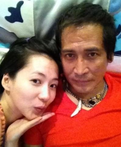 齐秦与妻子孙丽雅  资料图