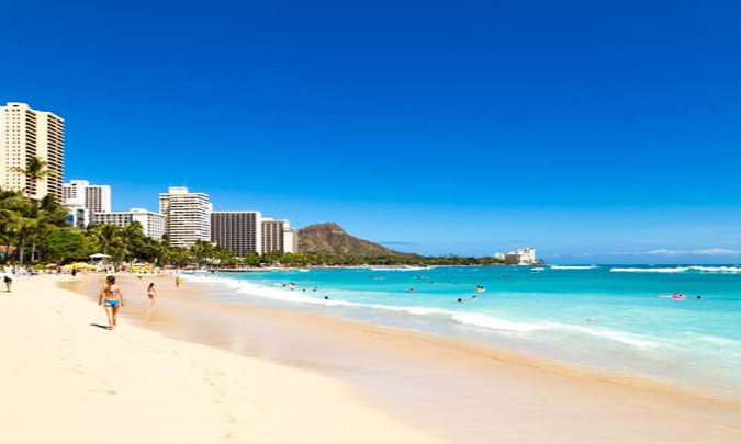 澳大利亚邦迪海滩 悉尼观光客不应错过邦迪海滩(bondi beach)的风光