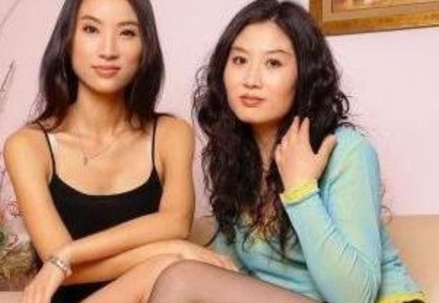 不过姐妹花的父亲胡祥俊也不是普通人,他看准了山西煤炭事业的发展