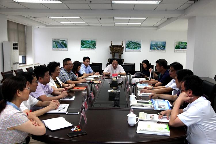 平顶山发展投资公司董事长刘建国一行到访我公司