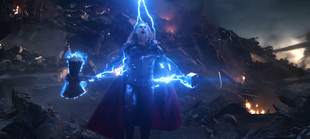 那就是让雷神托尔召唤闪电给钢铁侠充能,这样钢铁侠可以用过载的能量