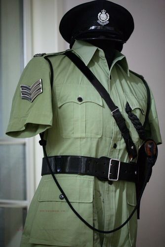 收藏皇家香港警察制服犯法吗