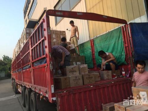 搬运人力搬运工货车装卸车搬运设备仪器上楼平