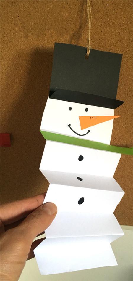 简单纸叠雪人挂饰手工制作