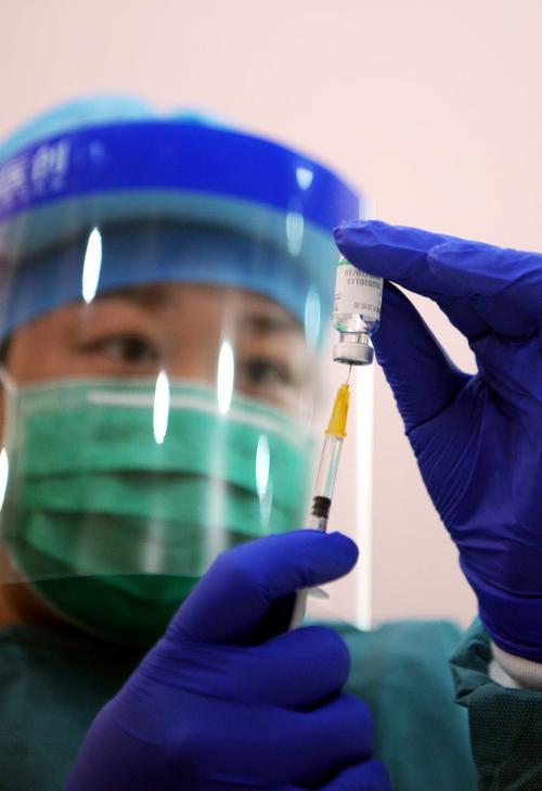 直击哈尔滨新冠疫苗接种点医生驻点每支疫苗可追溯