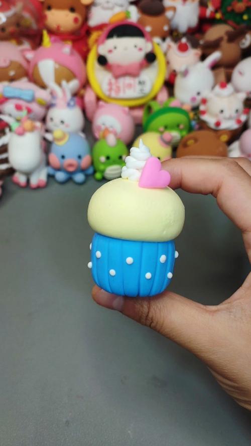 超轻黏土#可可爱爱纸杯蛋糕-度小视