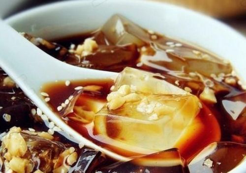 朱小八干拌麻辣烫丨小平米开店 客源广