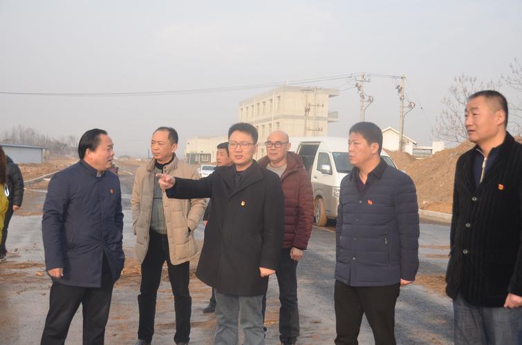 首页 界首动态     2月14日,市委副书记,市长何逢阳调研全市征地拆迁