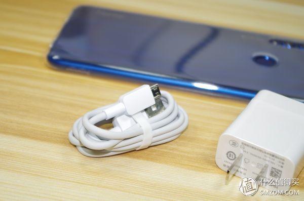 91%占屏比,麒麟710,吓人的gpu turbo,荣耀8x让我手机彻底下岗?