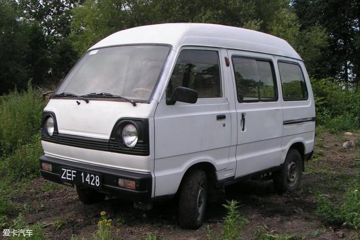 让昌河汽车称王的微面车型的原型车--铃木st-90v.