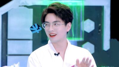 名侦探学院郭文韬蒲熠星唐九洲抱图dd