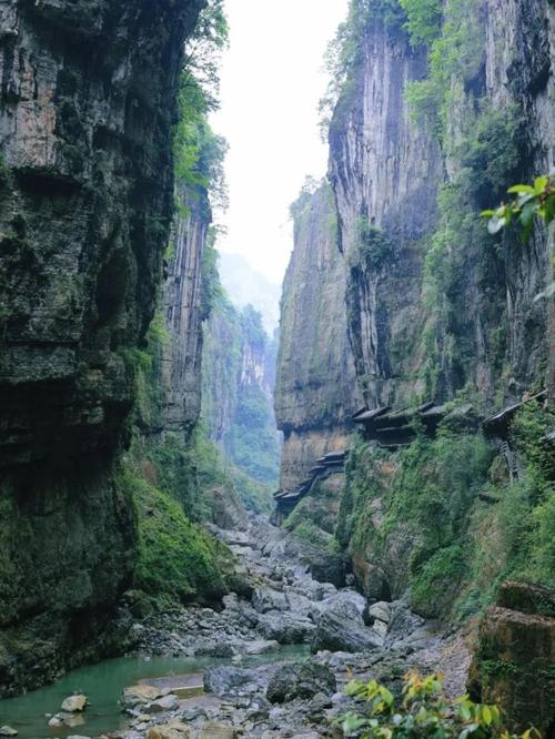 "百变恩施等你来秀"全国旅游大咖走进恩施大峡谷景区