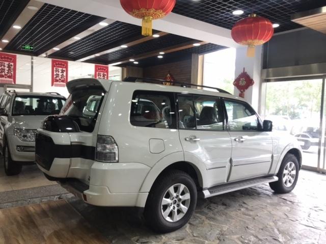 20款三菱帕杰罗v93 织物 现车包牌包税