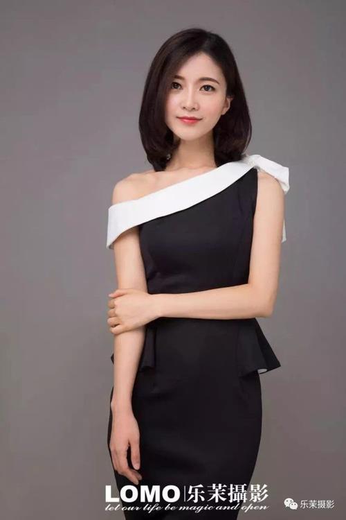 想要好看又充满仪式感的职业形象照?乐茉摄影更专业,更懂你!